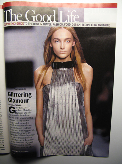 bild - dolce och gabbana minidress i metall (ur newsweek 19 februari 2007)